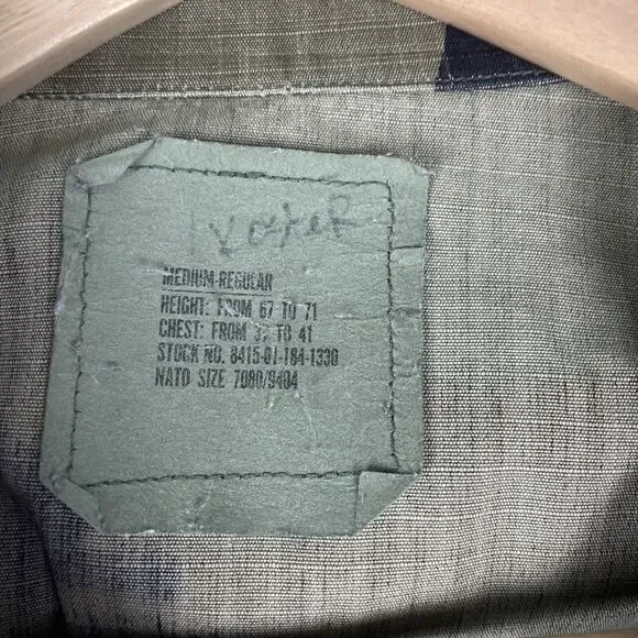 US Air Force Camo Sz Medium R Jacket Staff Sargent - Picture 10 of 16